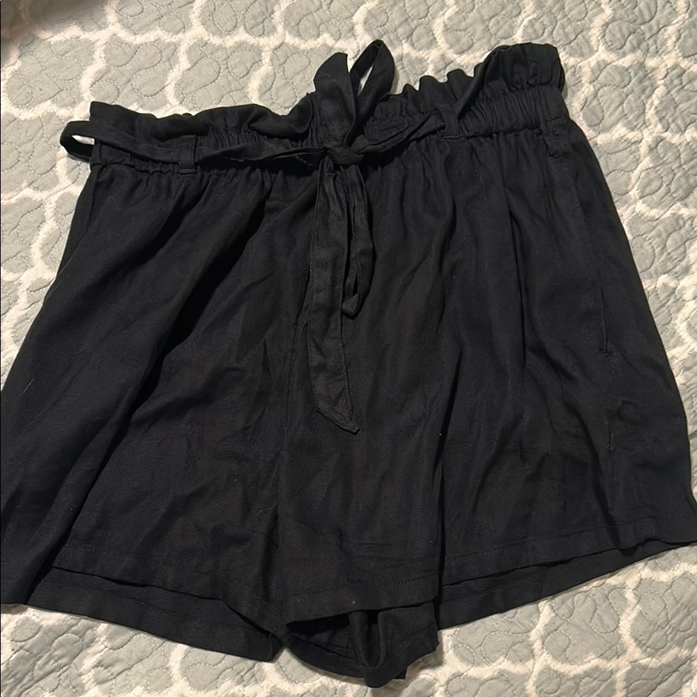 Hollister Black High-Waist Tie Shorts